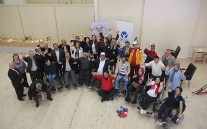 Engelsiz gençler buluştu