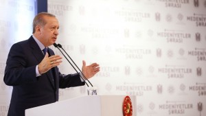 Erdoğan: İstanbul’a ihanet ettik, hala da ediyoruz, ben de bundan sorumluyum