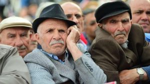 SGK, emekli olamayanlara geri ödeme yapıyor!