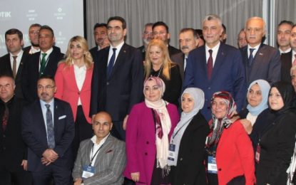 DÜNYA TÜRK İŞADAMLARININ KALBİ AMSTERDAM’DA ATTI…