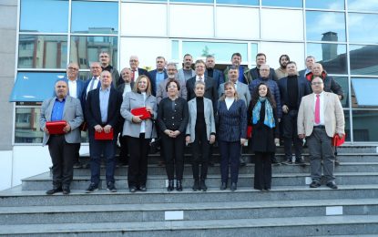 Edremit’te veda meclisi