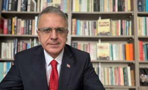 Milliyetçi Sol Parti Genel Başkanı Hüseyin Alpay, ”Çiftçilerin borcu 122 kat arttı,  son 1 yılda 111 bin esnaf dükkân kapattı”