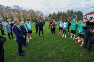 Hep birlikte Sakaryaspor’un yanında olmaya devam edeceğiz