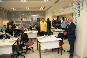 Bozbey: Ülkemizin proje üreten gençlere ihtiyacı var