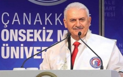 Binali Yıldırım: Diploması olmayan adamın etrafında fırıl fırıl dönüyorlar