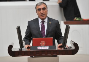 MHP’li Vekil Öztürk’ten Hükumete Uyarı: Adil yargı herkese lazım