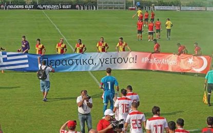 Maça, ‘Geçmiş olsun komşu’ pankartıyla çıktılar