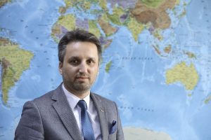 Dr. Peter Cox plastik sanayicileri ile buluşmaya geliyor