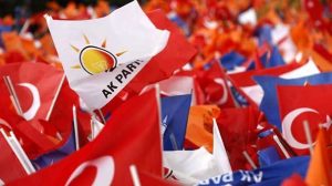 AKP’de Davutoğlu ve Babacan kan kaybını arttırdı!