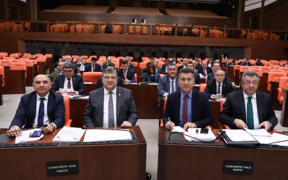 CHP’li Sındır, “Bu bütçe plansız bir bütçe. Bu bütçe rantın ve şahsın bütçesi”