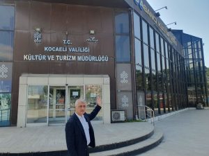 Gergerlioğlu, “İzmit için büyük öneme sahip olan Sabancı Kültür Sitesi bakımsızlıktan yıkılmak isteniyor”