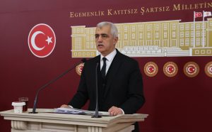 Gergerlioğlu; “Kocaeli’de 3 bin hektarlık orman alanının 500 hektarı dip çamuru ve hafriyat dökümü için kullanılıyor!”