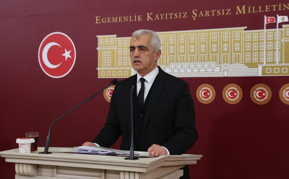 Gergerlioğlu; “Kocaeli’de 3 bin hektarlık orman alanının 500 hektarı dip çamuru ve hafriyat dökümü için kullanılıyor!”