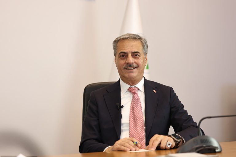 Güçlü Türkiye’nin temelleri, bilinçli ve üretken gençlerin omuzlarında yükselecek