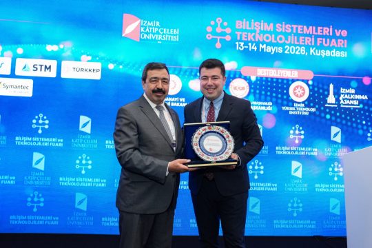İKÇÜ Bilişim Sistemleri ve Teknolojileri Fuarı Kamu, Üniversite ve Teknoloji Dünyasını Bir Araya Getirdi